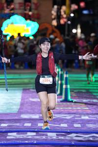 BIB: 5284
                            <button type="button" onclick="openModal(26221493)" class="btn btn-primary btn-sm float-right btn-popup" data-toggle="modal" data-target=".modal-high-quality">
                        <i class="fas fa-shopping-cart"></i> Add to Cart
                    </button>
                                            <button type="button" onclick="isThisMe(26221493, true)" class="btn btn-success btn-sm float-right btn-popup btn-isme hidden" data-toggle="tooltip" data-placement="bottom" title="นี่คือรูปของคุณใช่ไหม คลิกที่นี่เพื่อเอาเข้าอัลบั้ม">
                        <i class="fas fa-plus"></i> Add to album
                    </button>
                    <button type="button" onclick="isThisMe(26221493, false)" class="btn btn-warning btn-sm float-right btn-popup btn-isnotme hidden">
                        <i class="fas fa-ban"></i> Remove from album
                    </button>